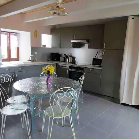 Maison Charmante A Banassac Avec Terrasse Holiday home *